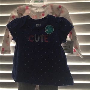 Brand new three pieces included